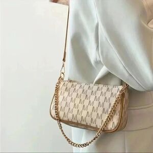 New  crossbody purse